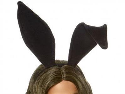 Konijnenoren zwart (attribuut)